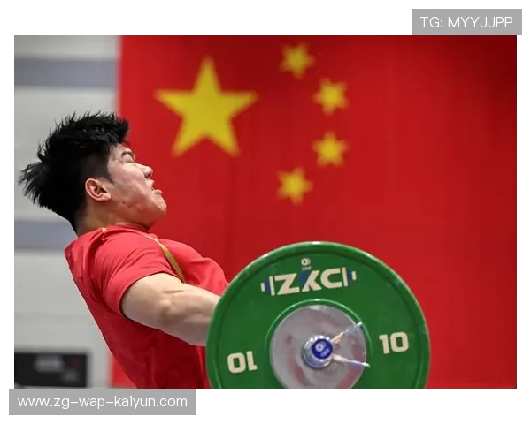 世界举重青年赛中国队选手在国际媒体上受关注